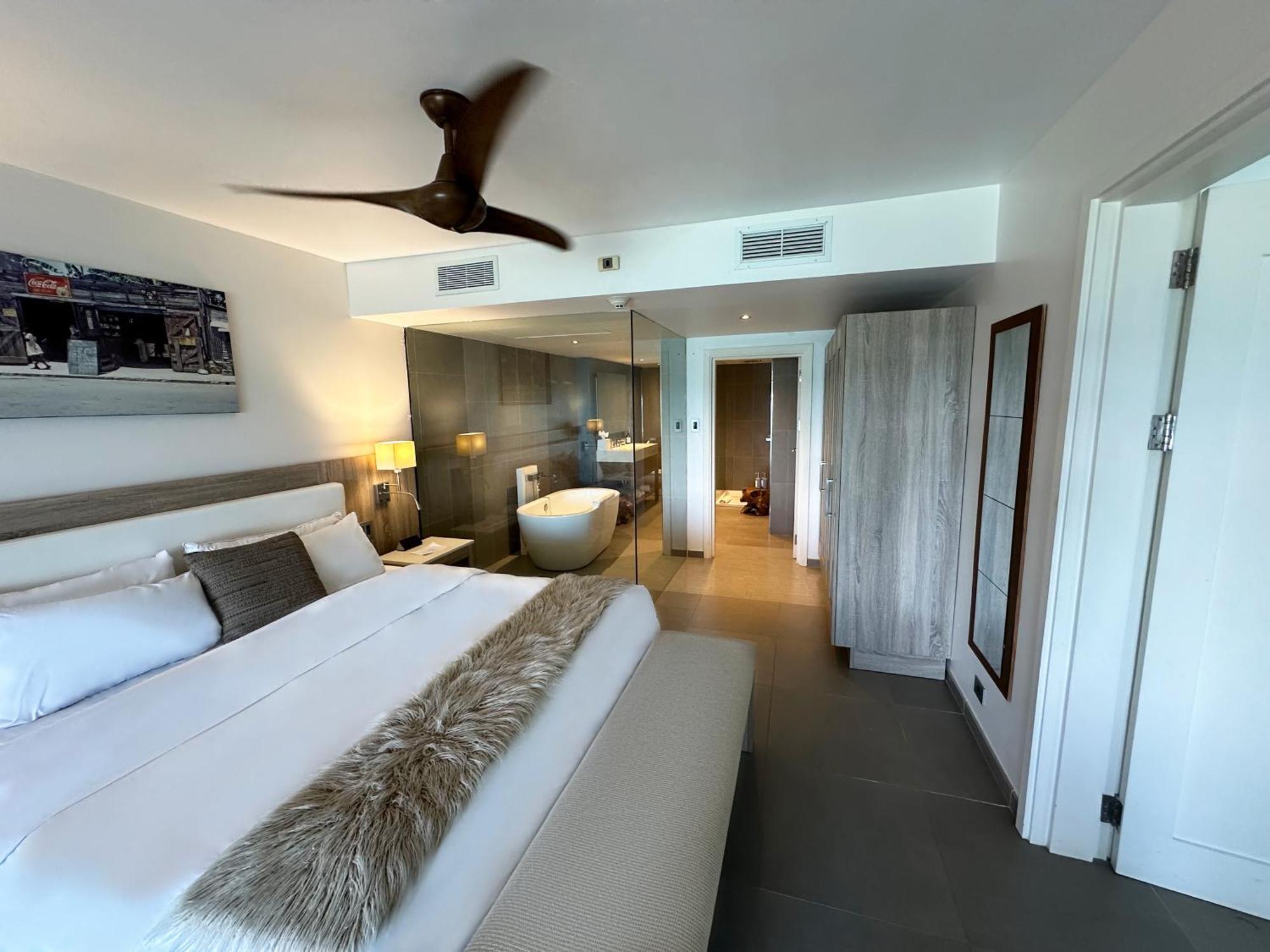 Hodges Bay Resort & Spa, An Hq Luxury Resort & Residences St. John's Exterior photo