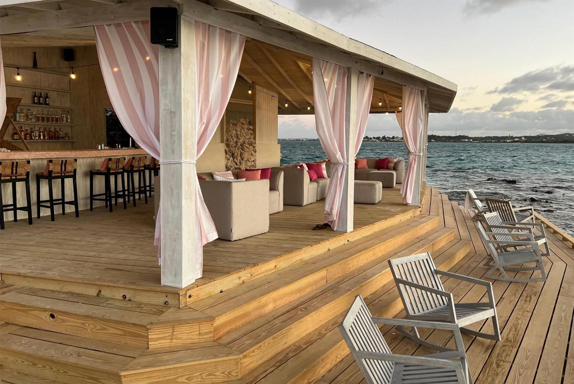 Hodges Bay Resort & Spa, An Hq Luxury Resort & Residences St. John's Exterior photo