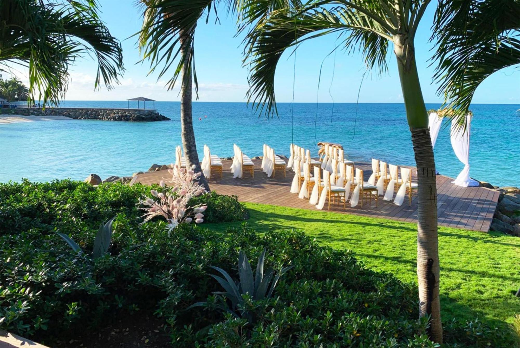 Hodges Bay Resort & Spa, An Hq Luxury Resort & Residences St. John's Exterior photo