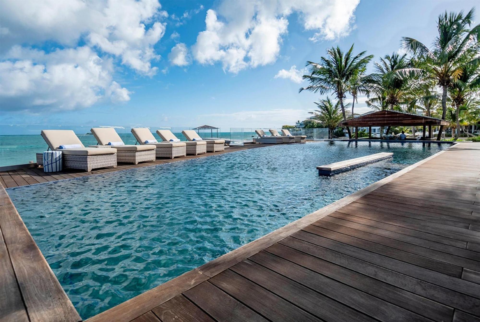Hodges Bay Resort & Spa, An Hq Luxury Resort & Residences St. John's Exterior photo
